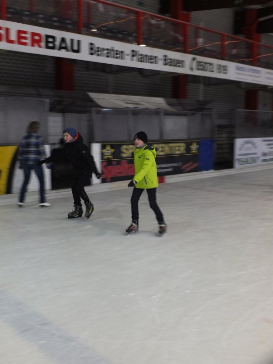 Schlittschuhlaufen im Icehouse am 30. Januar 2016_13